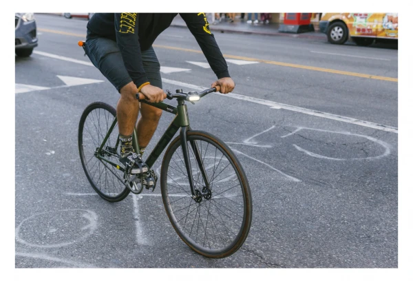 Paire D'Éclairages Kryptonite Avenue F-100 COB / R-50 COB – Image 2