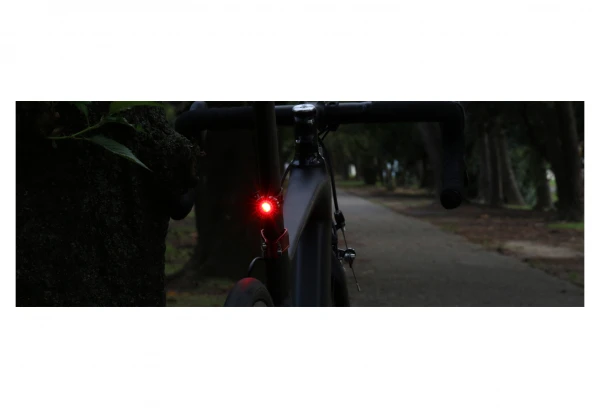 Éclairage Arrière Cateye ORB Rechargeable Noir – Image 2